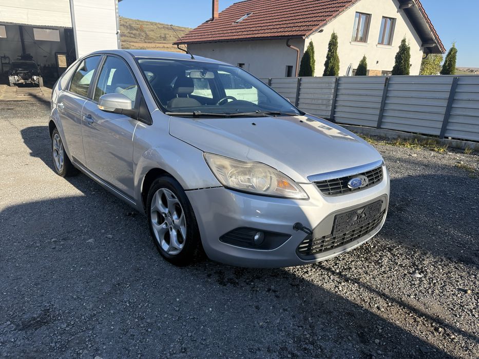 bara fata ford focus 2 facelift an2009 dezmembrari focus2