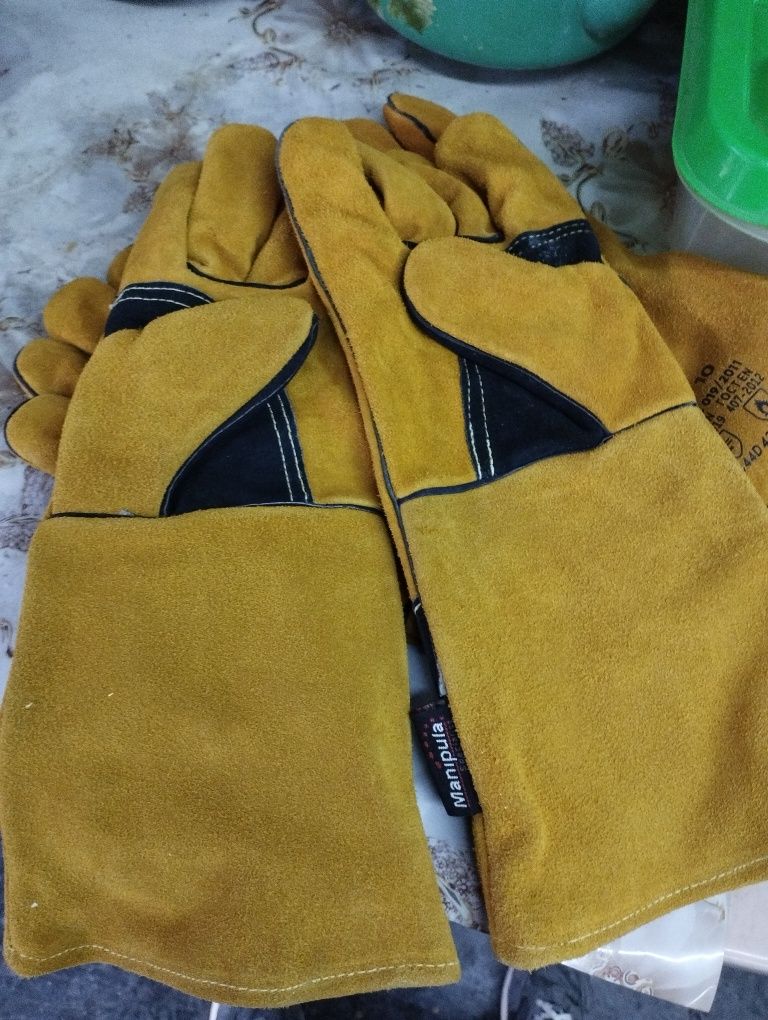 сварочные перчатки