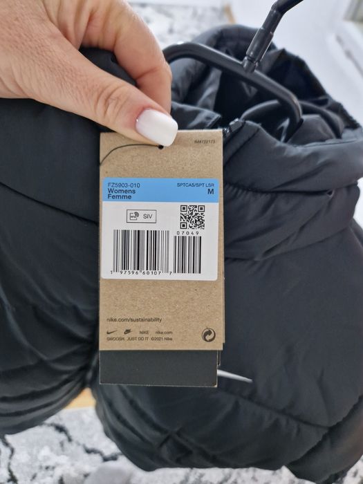 Geaca nike dama marimea M