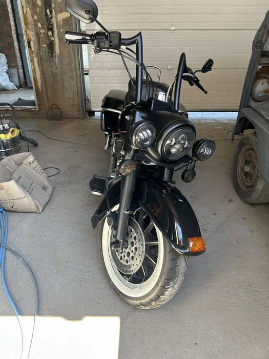 harley davidson. road king