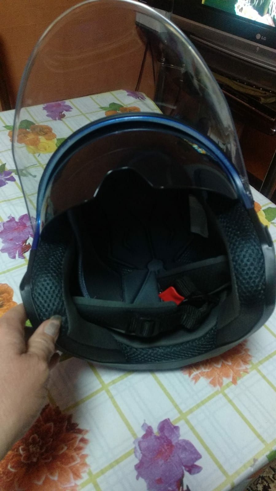 Новый, защитный мото шлем