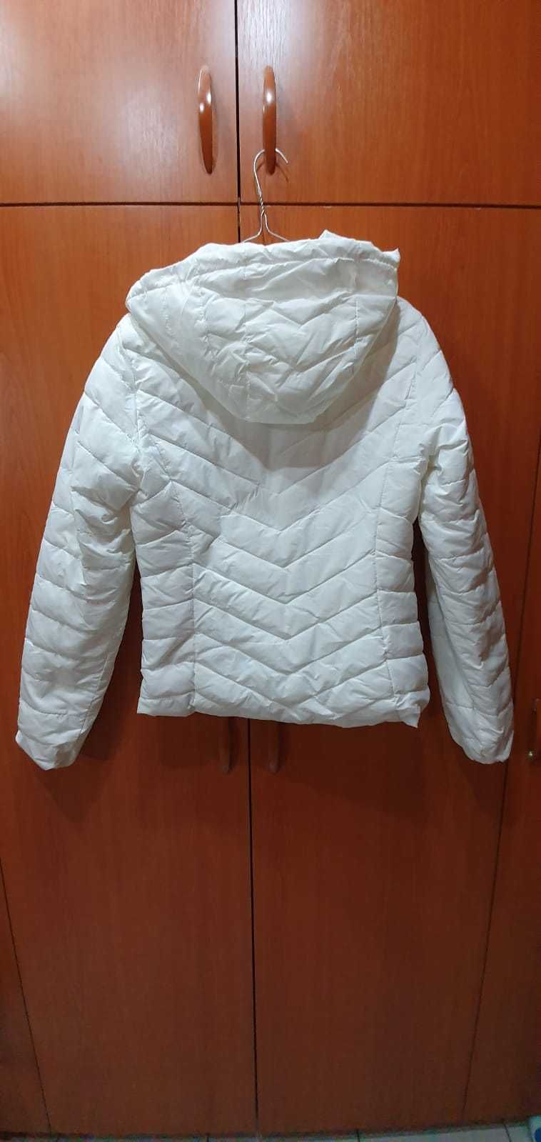 Geaca dama,marimea 38,marca Stradivarius