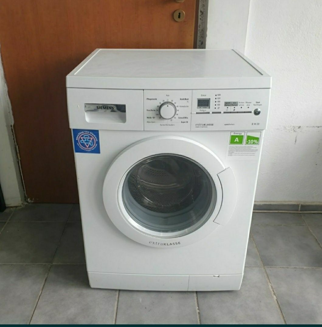 Masina de spălat rufe Siemens.  Ws 146 - 622