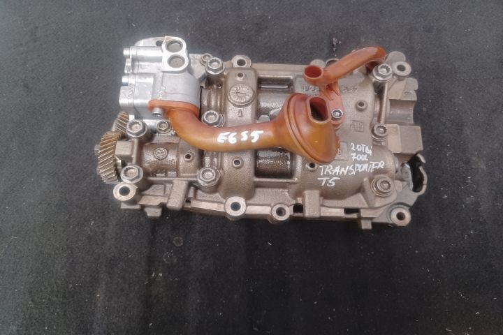 Pompa ulei 03L115105D 03L103537 03L115105D 03L103537 Volkswagen VW Tr