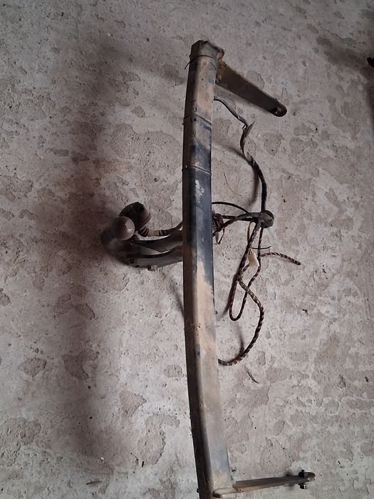 Vând cârlig remorcare vwv passat b6 varianta brec