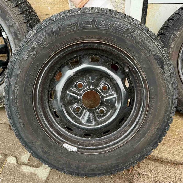 Гуми с джанти 5Jx13 4x114.3 ET46 за HYUNDAI ACCENT, ATOS