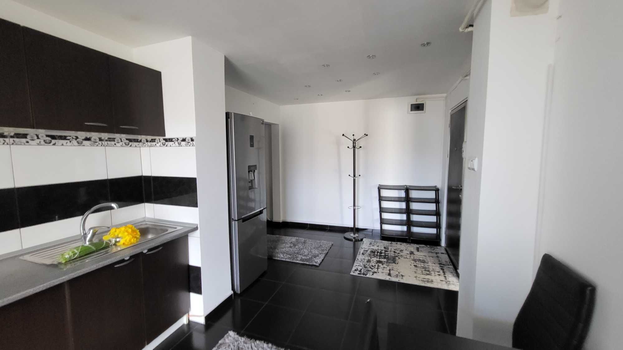 2 Camere DECOMANDAT etaj intermediar CENTRALA PROPRIE Obcini, Suceava