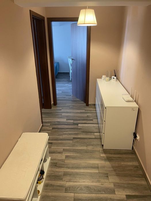 Inchiriez apartament 2 camere in zona centrala