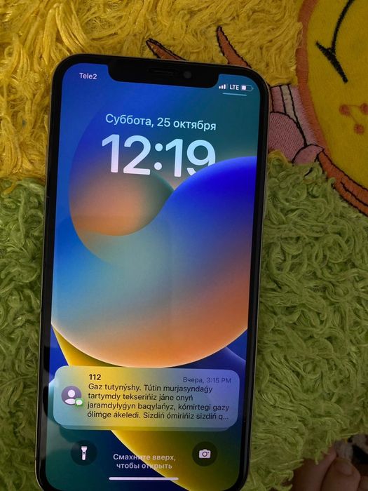 iPhone xs  64 гб