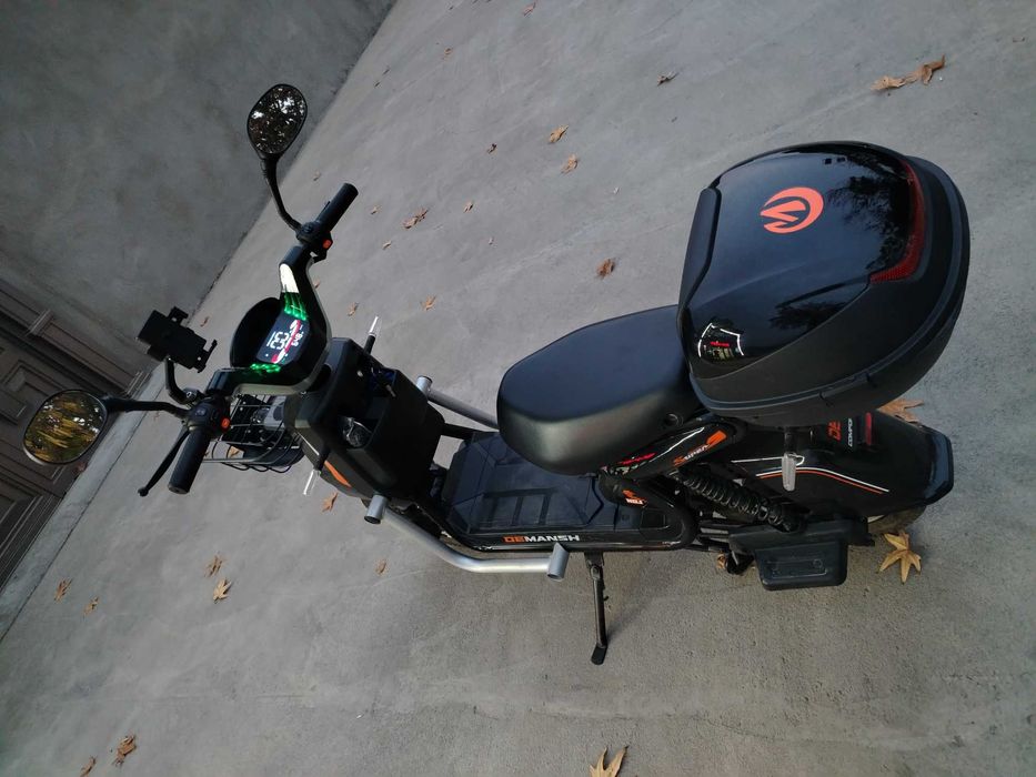 Продаётся скутер Dimansh почти новый