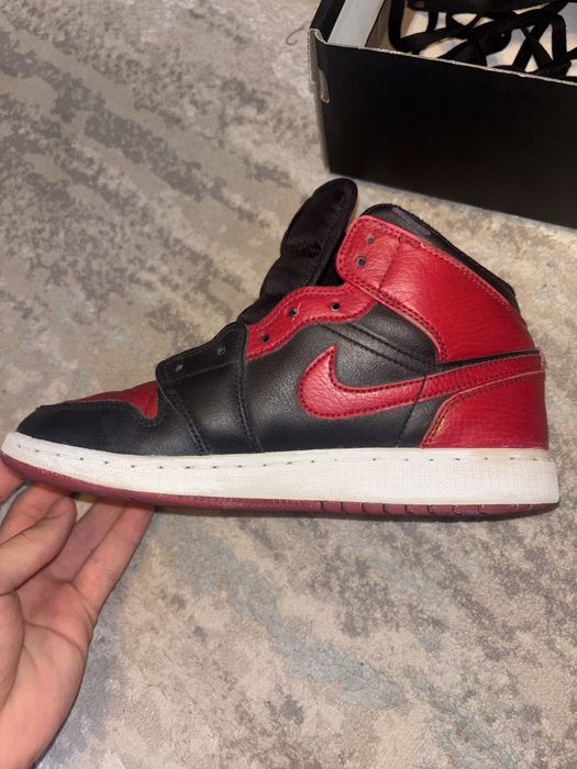 Jordan 1 Mid Banned (2020) Black/Gym Red-White
