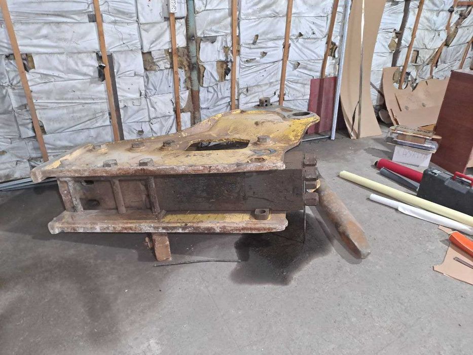 Гидромолоток для экскаватора