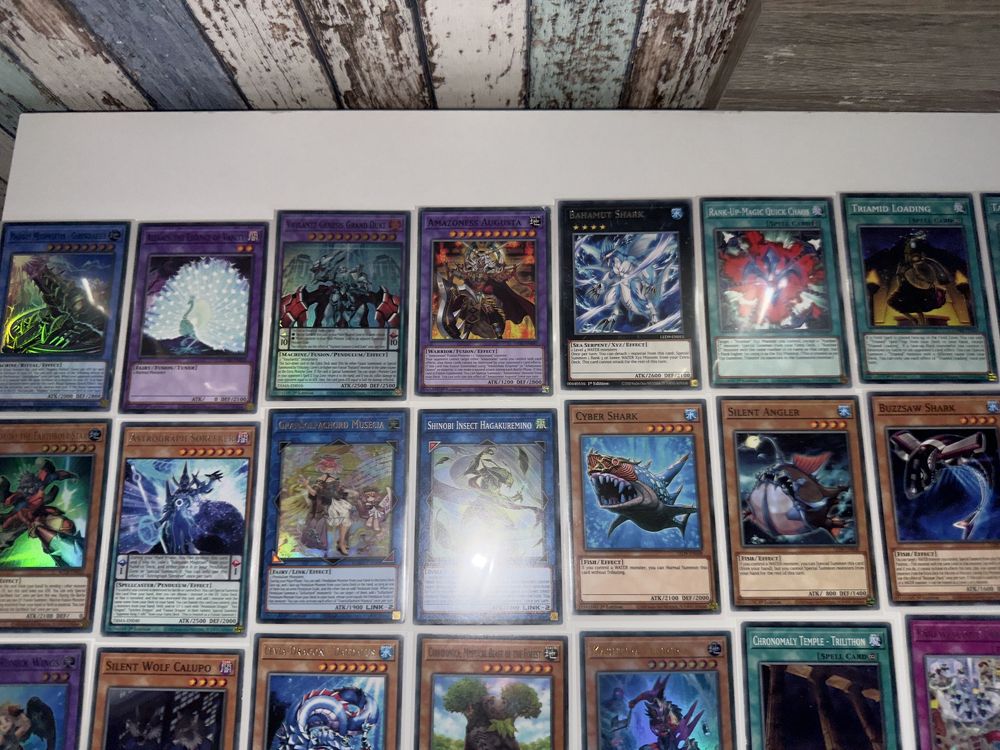 Yu-Gi-Oh карти