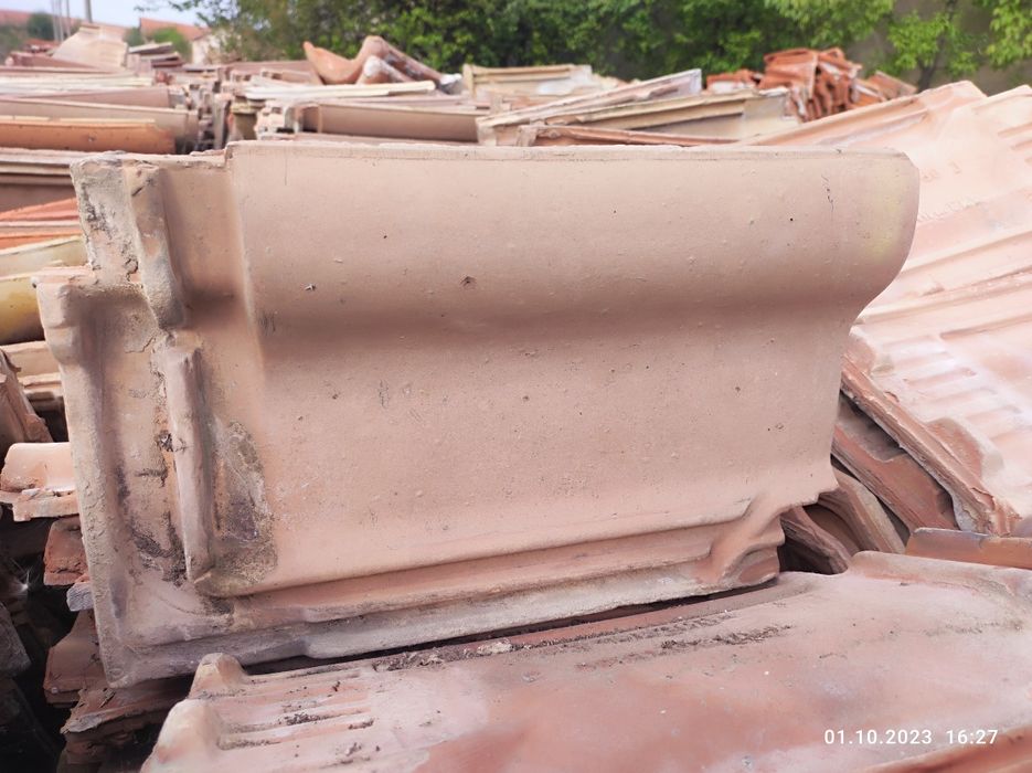 Керемиди, двуканални, български