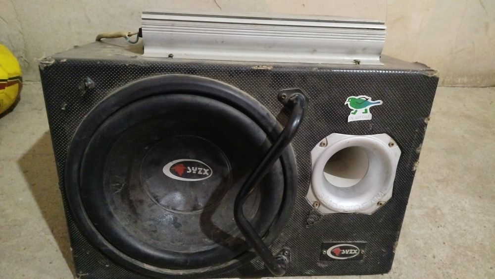 Сабвуфер с мощьным усилителем