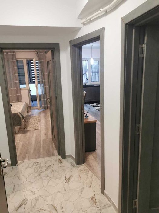 Apartament 2 cam, Fiald, etaj 3/8, lift, loc parcare privat exterior