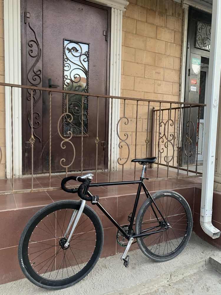 Fixed gear.
