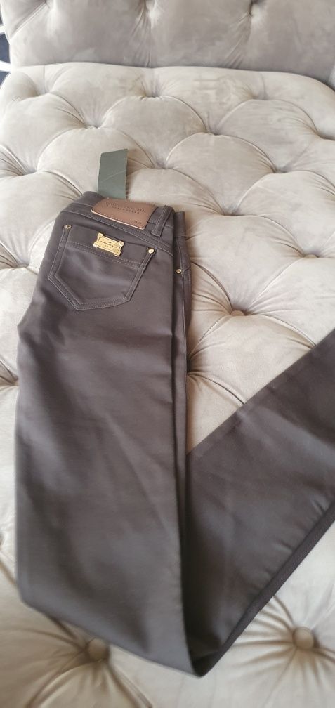 Pantaloni Amnesia cu elastan birou