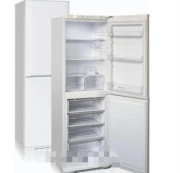 Холодильник Бирюса