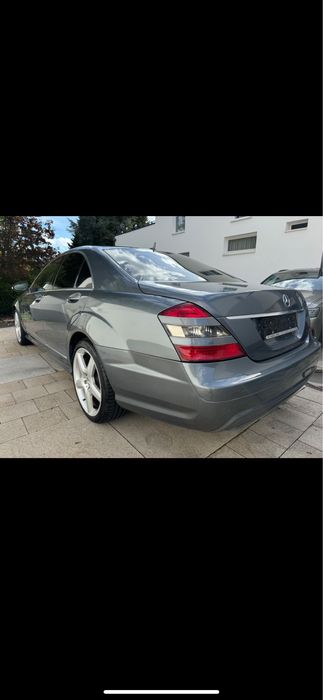 Dezmembrez w221 S320 s350