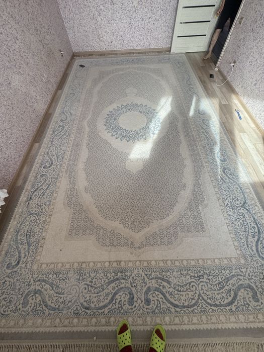 Ковер 3:5 в хорошем состояний