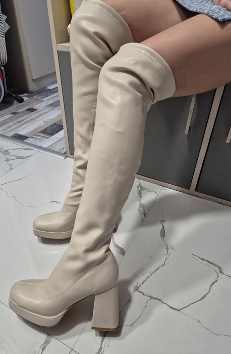 Дамски ботуши якрю