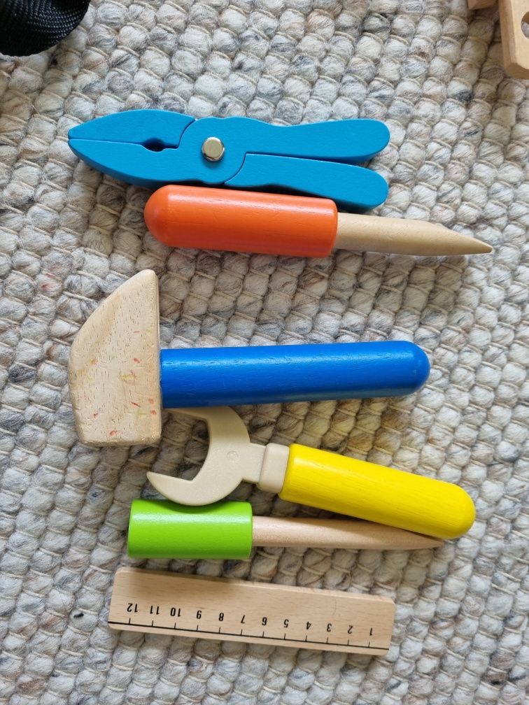 Детски дървени инструменти/работилница