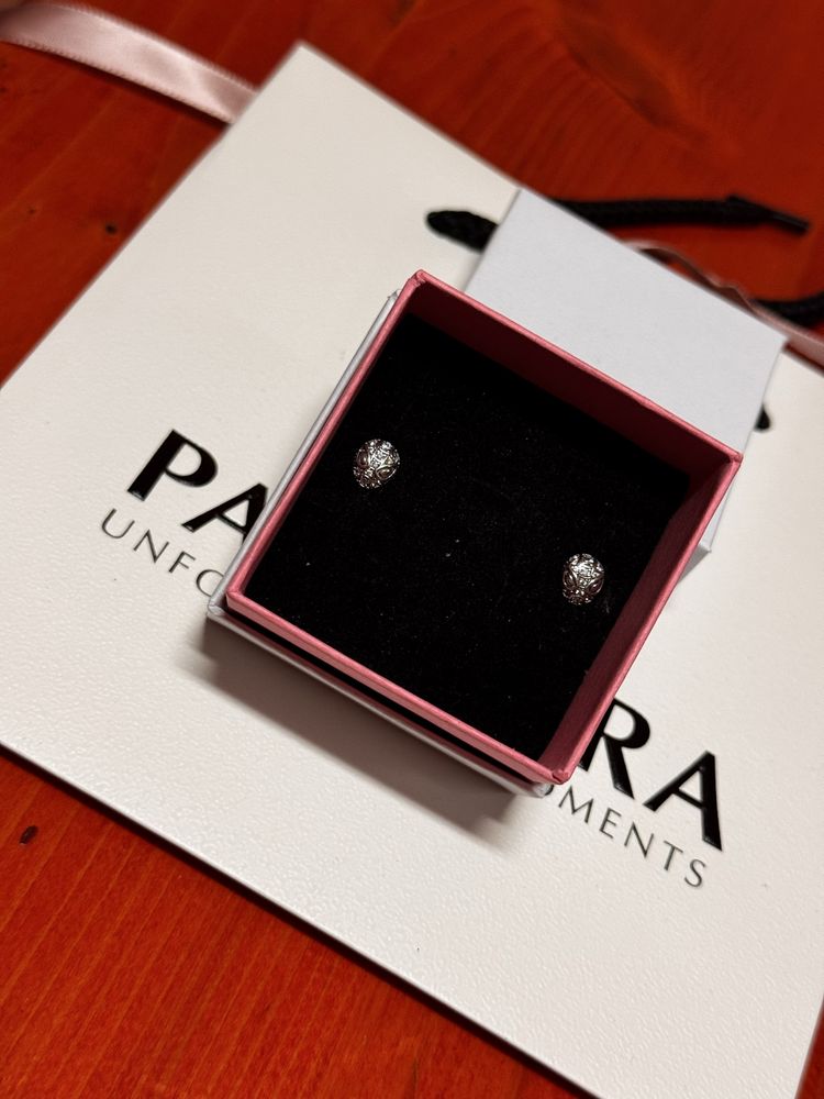 Pandora обеци Пандора