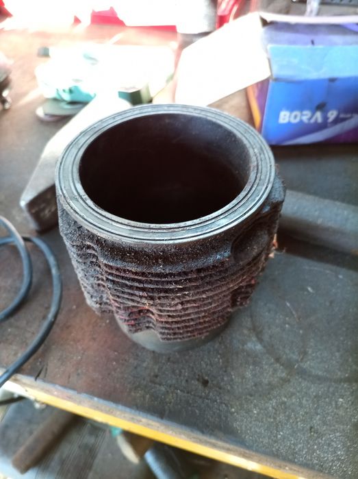 vând cilindru lombardini 90 int