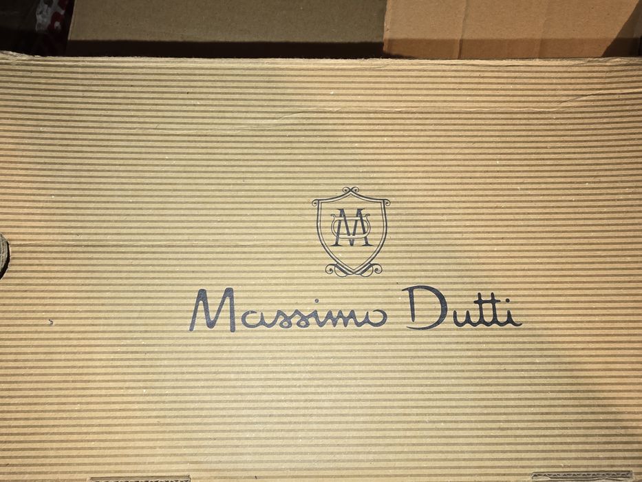 Vând pantofi MASSIMO DUTTI