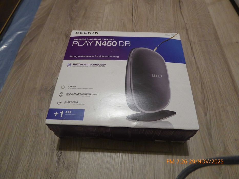 Router Belkin N450DB
