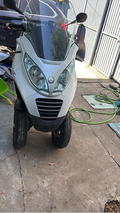 Vand urgent piaggio mp3 125cm3