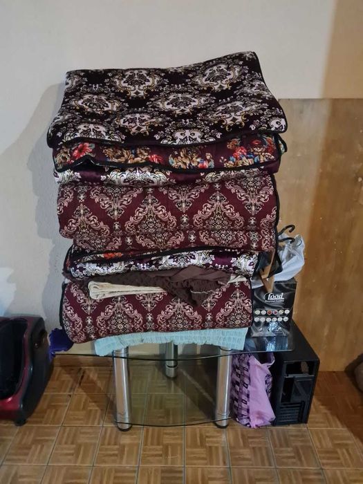 Курпача 2 метра каждая по 60 000сум, есть 4 штуки