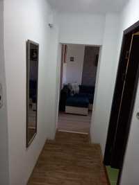 De Inchiriat Apartament cu 2 camere 40m et 4m et 4