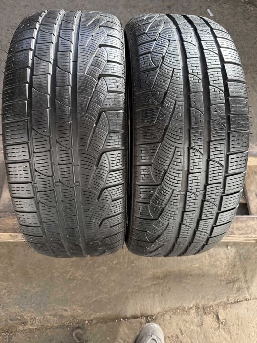 2x Anvelope Iarna 245/45 R18 - Pirelli Sotto Zero Serie 2 Rsc runflat