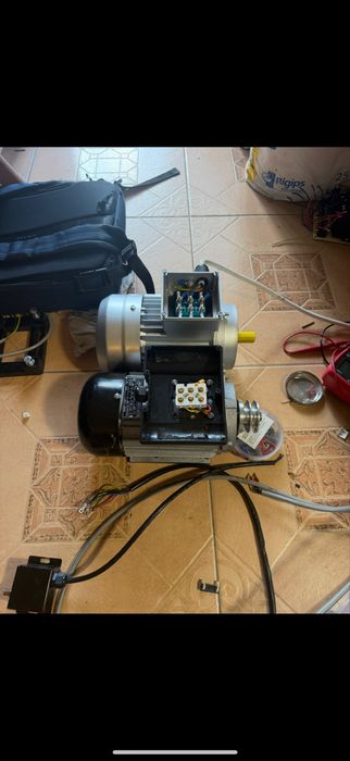 Strung metal de precizie Damatomacchine Newton 20 Plus DRO