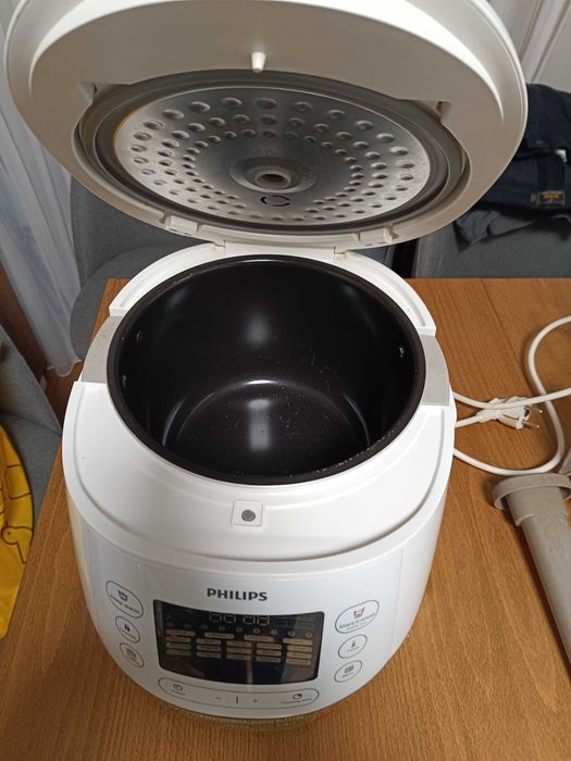 мултикукър Philips HD4731/70;