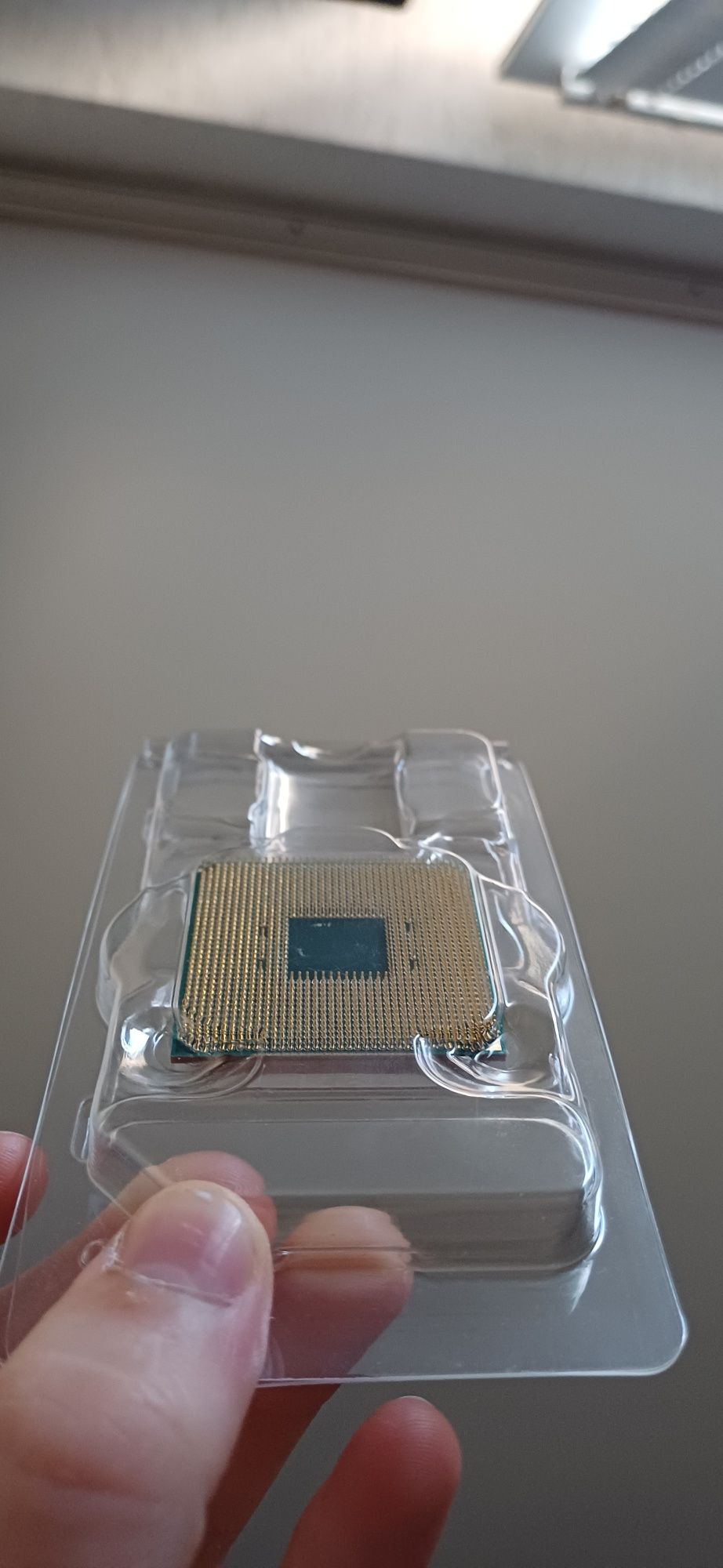 Продавам Ryzen 5 2500x