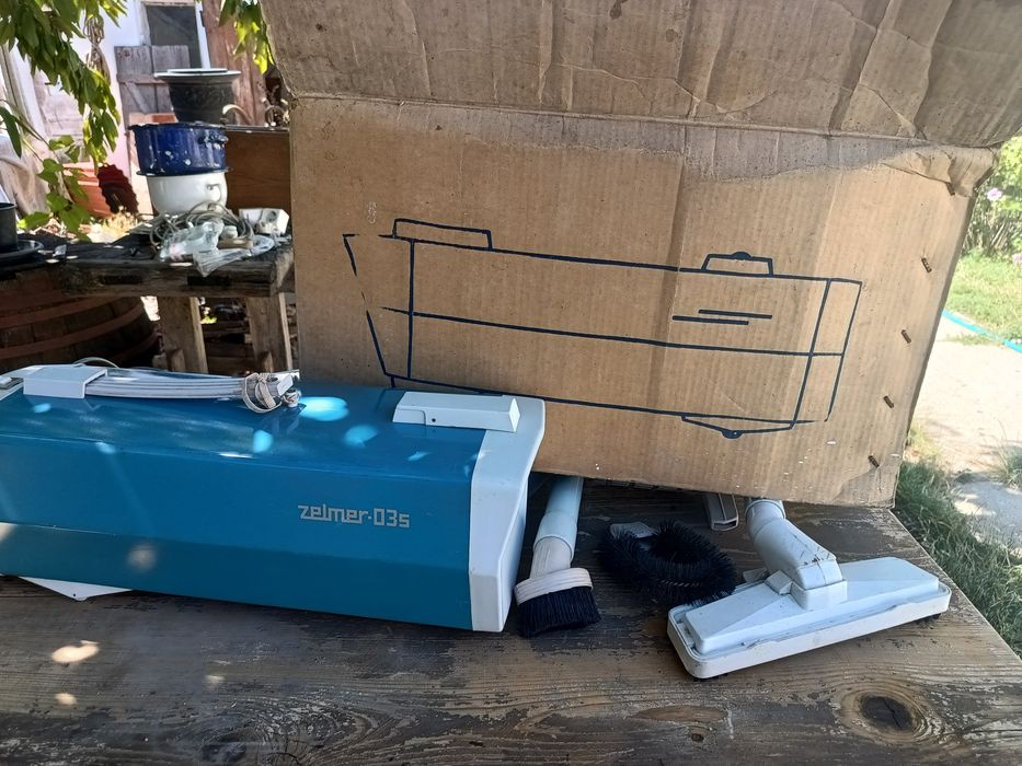 Aspirator vechi Zelmer