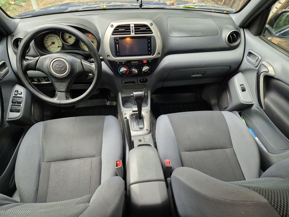 Vand Toyota Rav 4 benzina si GPL,Automată 4×4