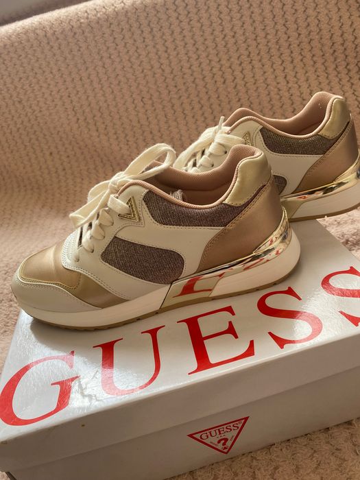 Маратонки дамски  GUESS