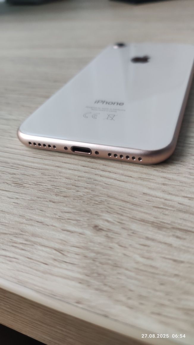 Iphone 8 - rose gold