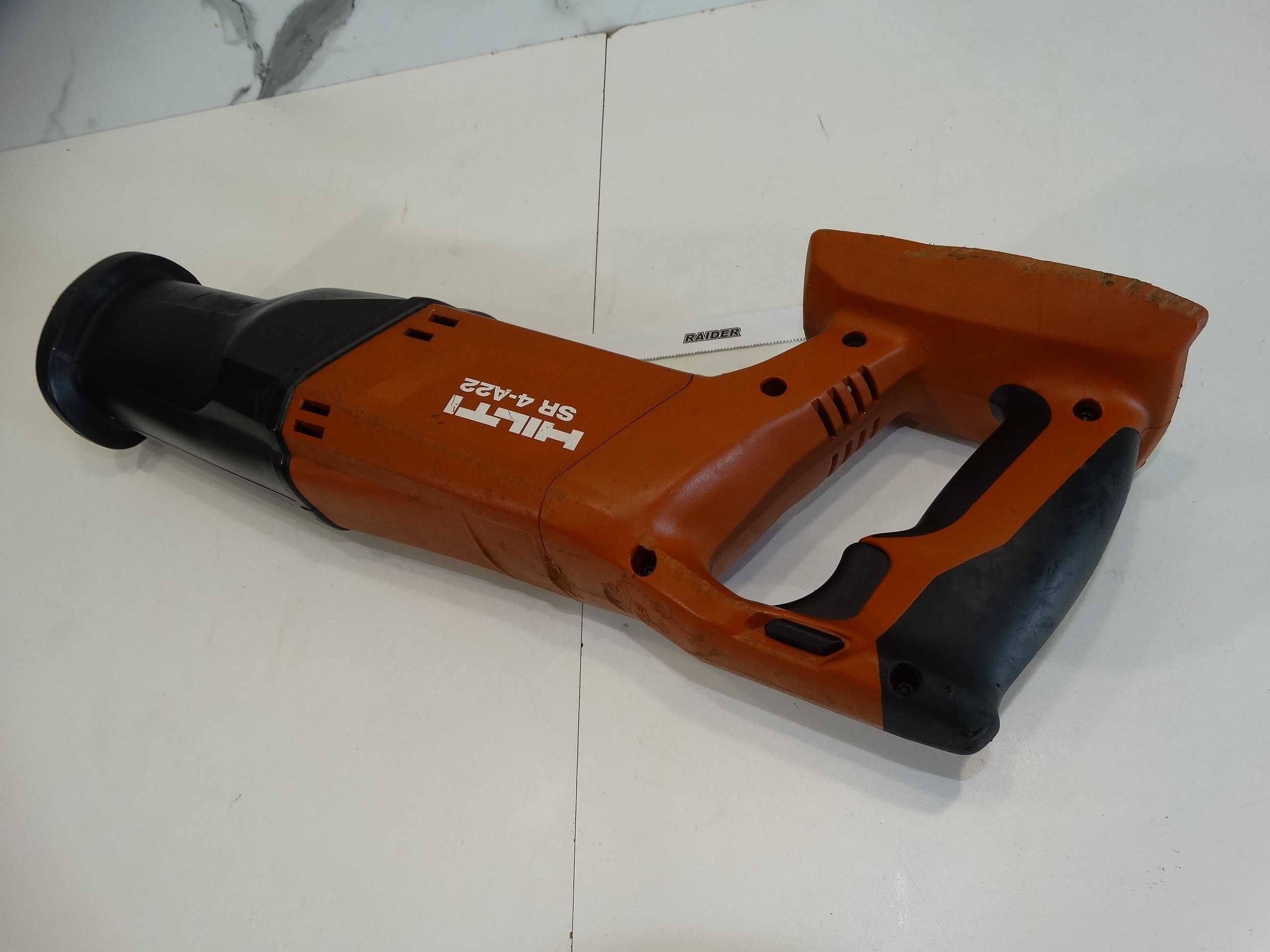Hilti SR 4 - A22 - Саблен трион