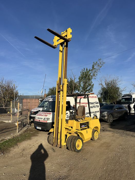 Stivuitor diesel ridica 5.5 metri motostivuitor greutate 7 tone