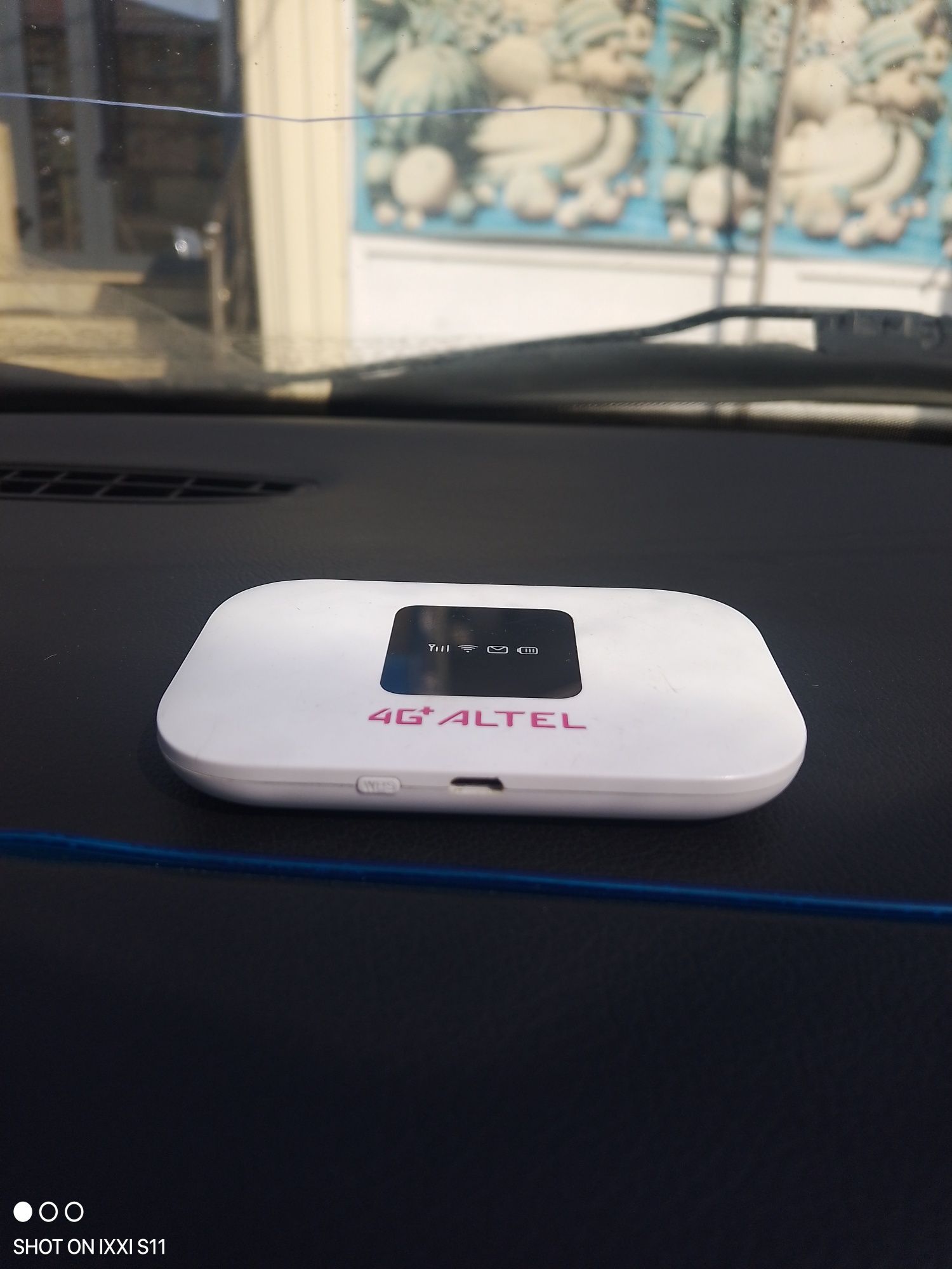 МОДЕМ 4G ALTEL продам срочно