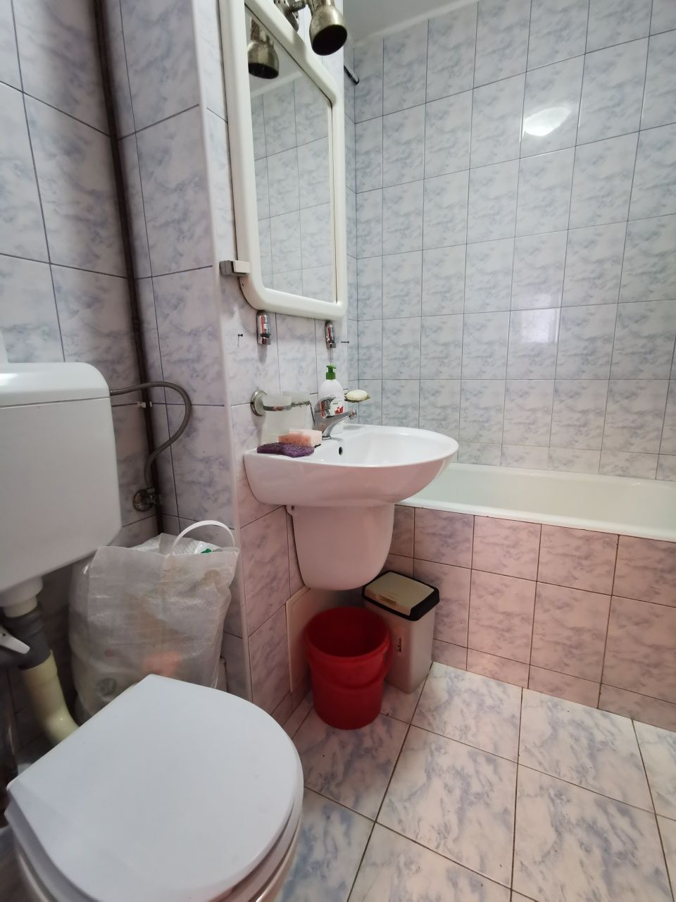 Apartament 3 camere decomandat Dacia-Cetății Et 10/10 lift boxa