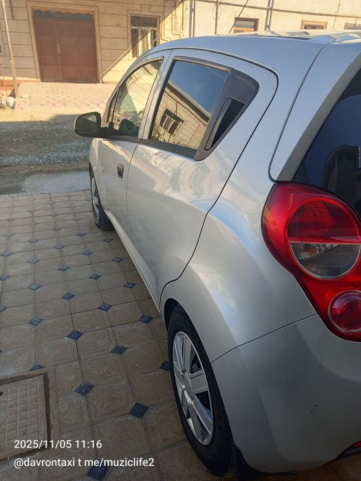 Spark sotiladi egadan