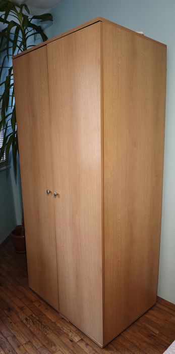 Гардероб, легло (приста) с ракла