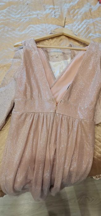 Рокля пепел от рози  Л размер