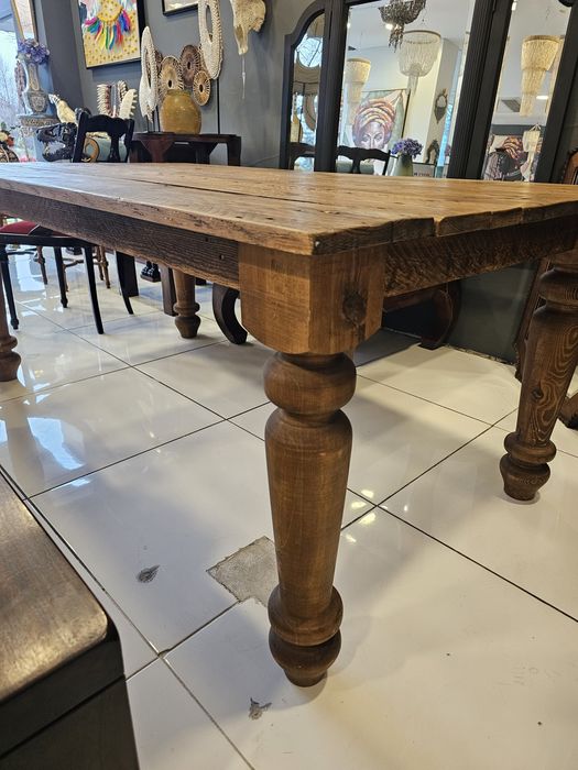 Рустик трапезна маса изработена от Дъб